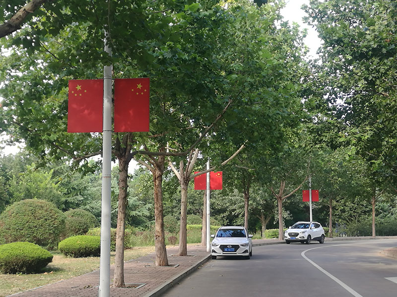 国旗街道悬挂